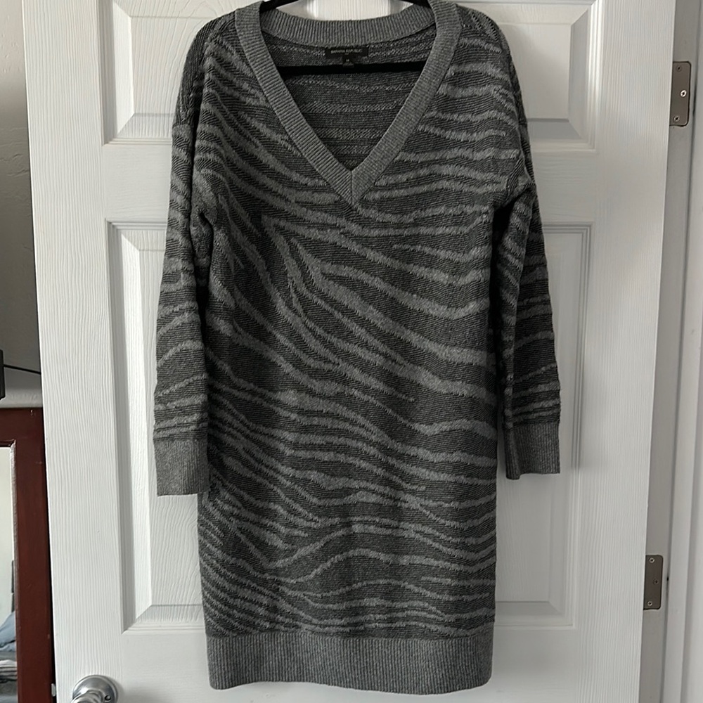 Banana Republic Gray Long Sleeve Sweater Dress